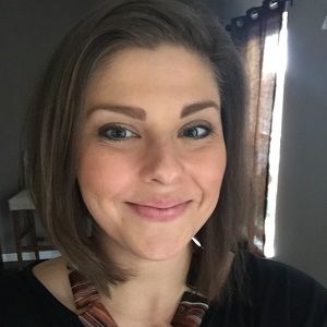 Meet your Posher, Carolyn